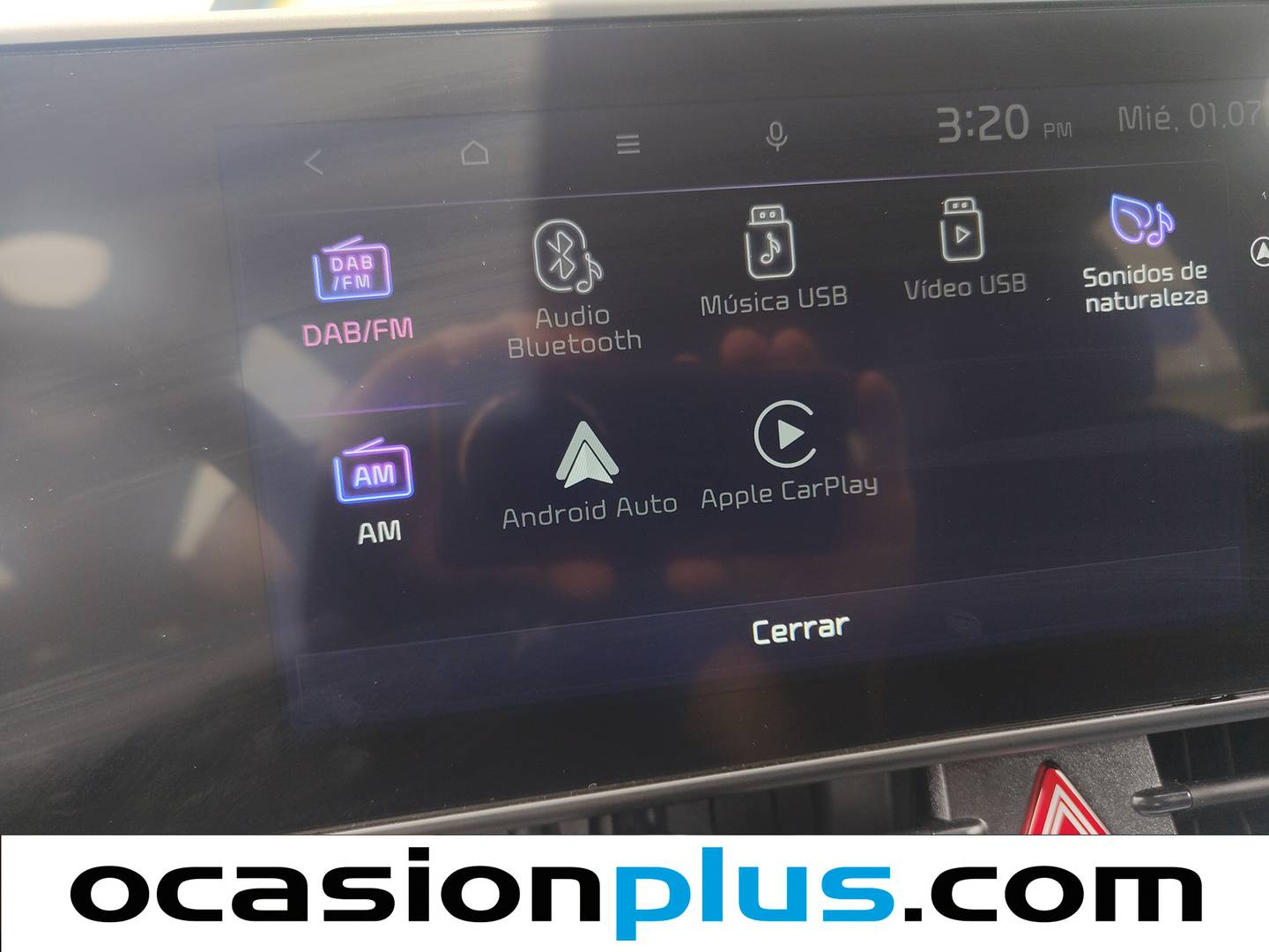 Extras y acabados del KIA Sportage KIA Sportage 1.6 CRDi MHEV Drive 4x2 (136 CV)