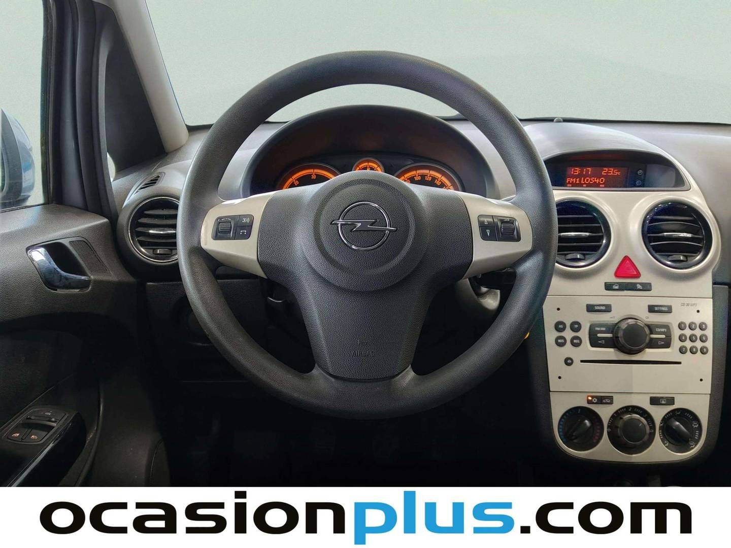 Extras y acabados del Opel Corsa Opel Corsa 1.3 CDTI Essentia (75 CV)