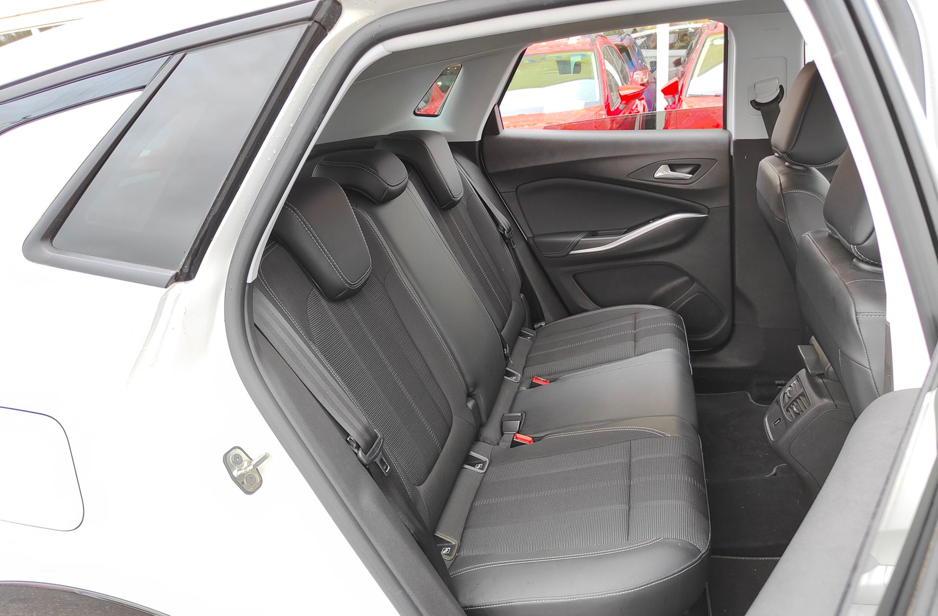 Opel Grandland 1.5 CDTi GS - foto 17