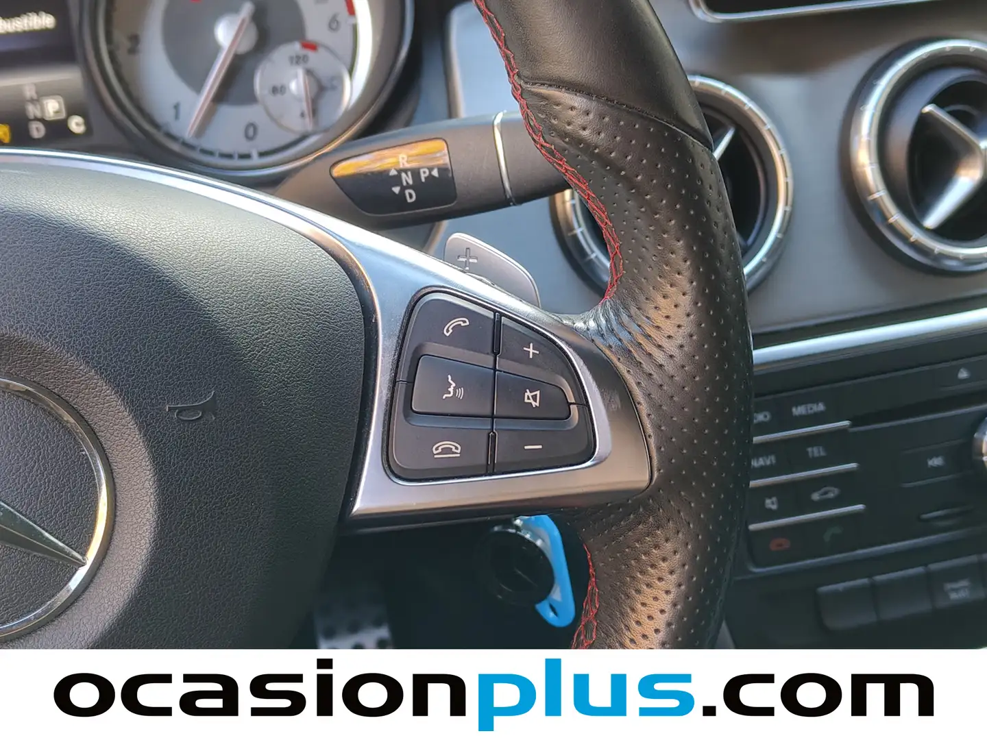 Foto Mercedes CLA Mercedes-Benz CLA Shooting Brake 200 d AMG Line (136 CV)