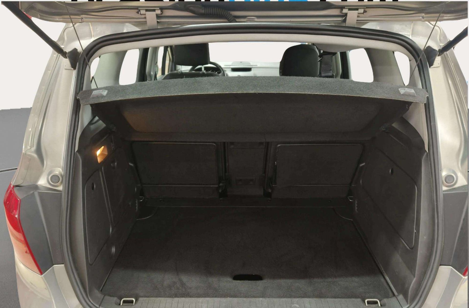 Opel Meriva 1.7 CDTi Selective - foto 12