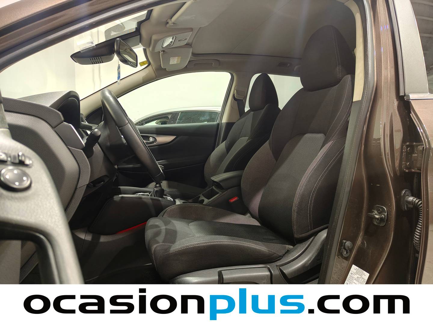 Foto asientos delanteros Nissan QASHQAI Nissan Qashqai DIG-T 140 N-Connecta 4x2  (140 CV)