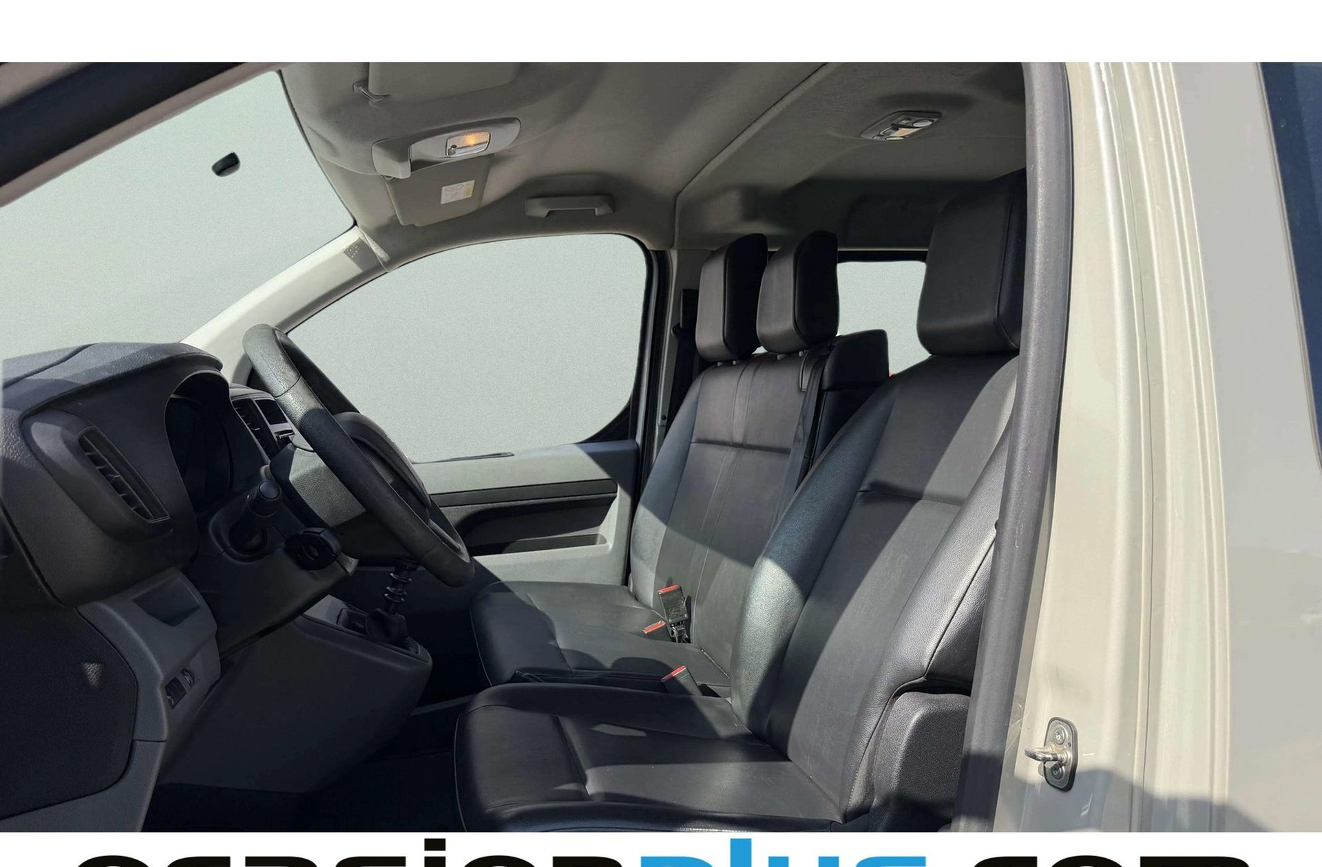 Peugeot Expert Furgon DC 2.0 BlueHDi 120 Pro Standard - foto 8