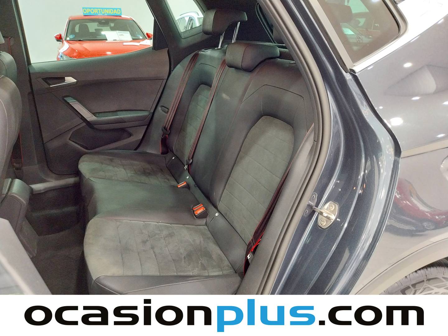 Foto Seat Arona SEAT Arona 1.0 TSI S&S FR XL (115 CV)