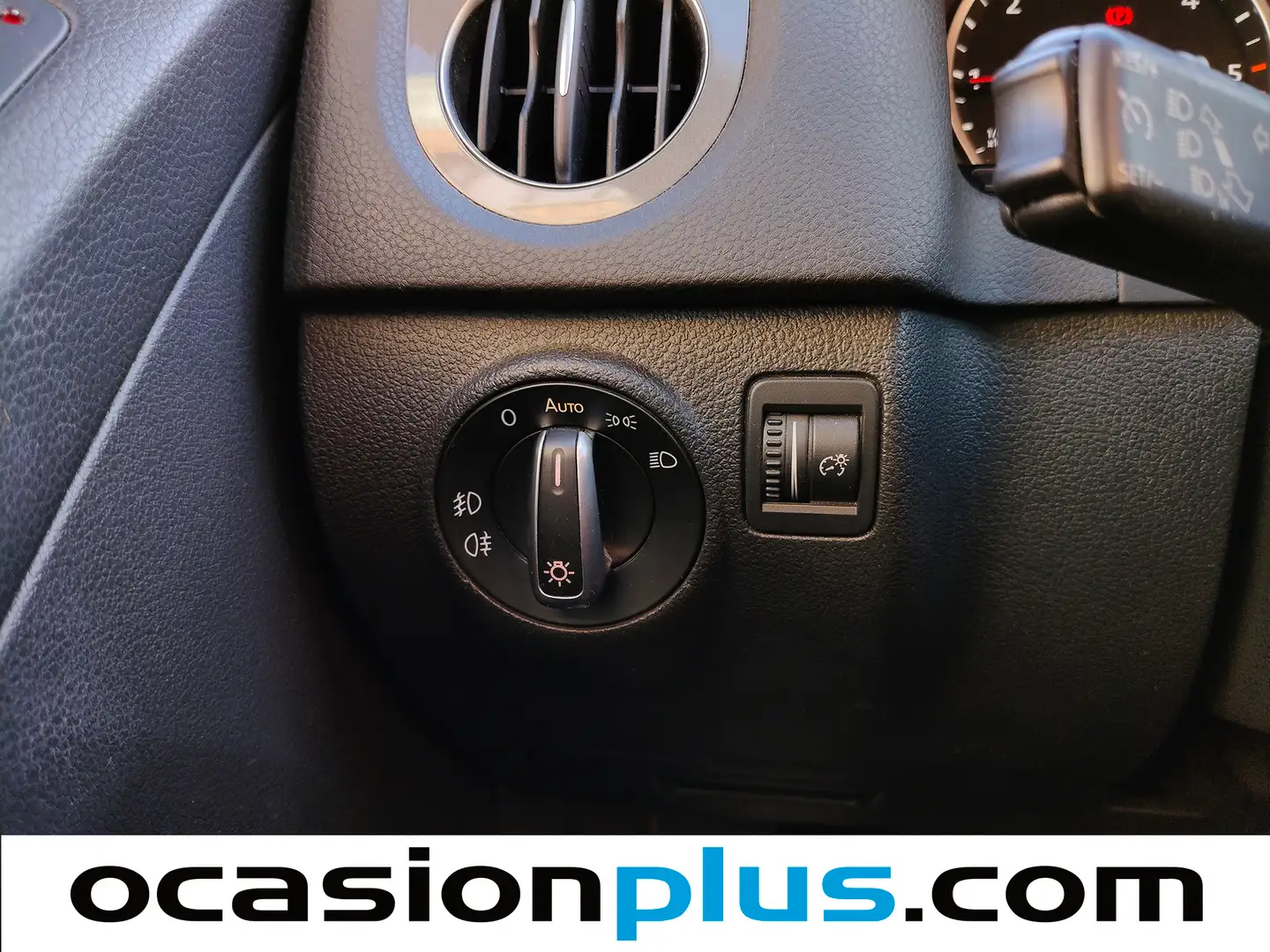 Foto Volkswagen Tiguan Volkswagen Tiguan T1 2.0 TDI BMT 4x2 (140 CV)