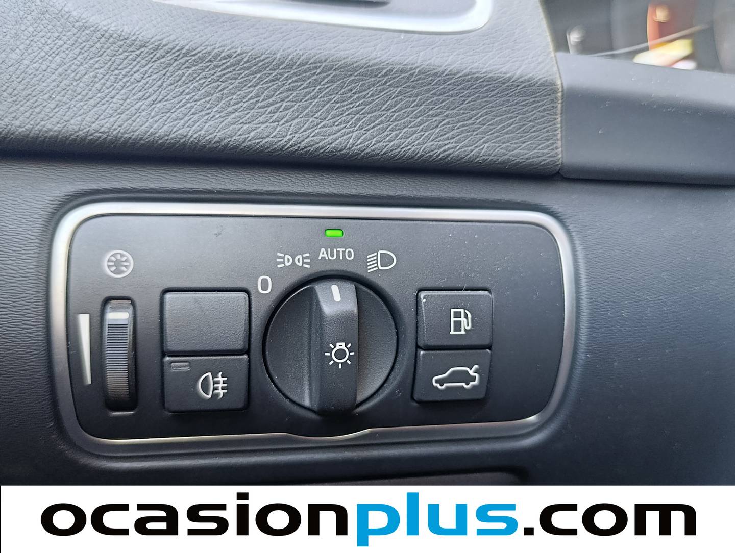 Extras y acabados del Volvo V60 Volvo V60 D3 Momentum (150 CV)