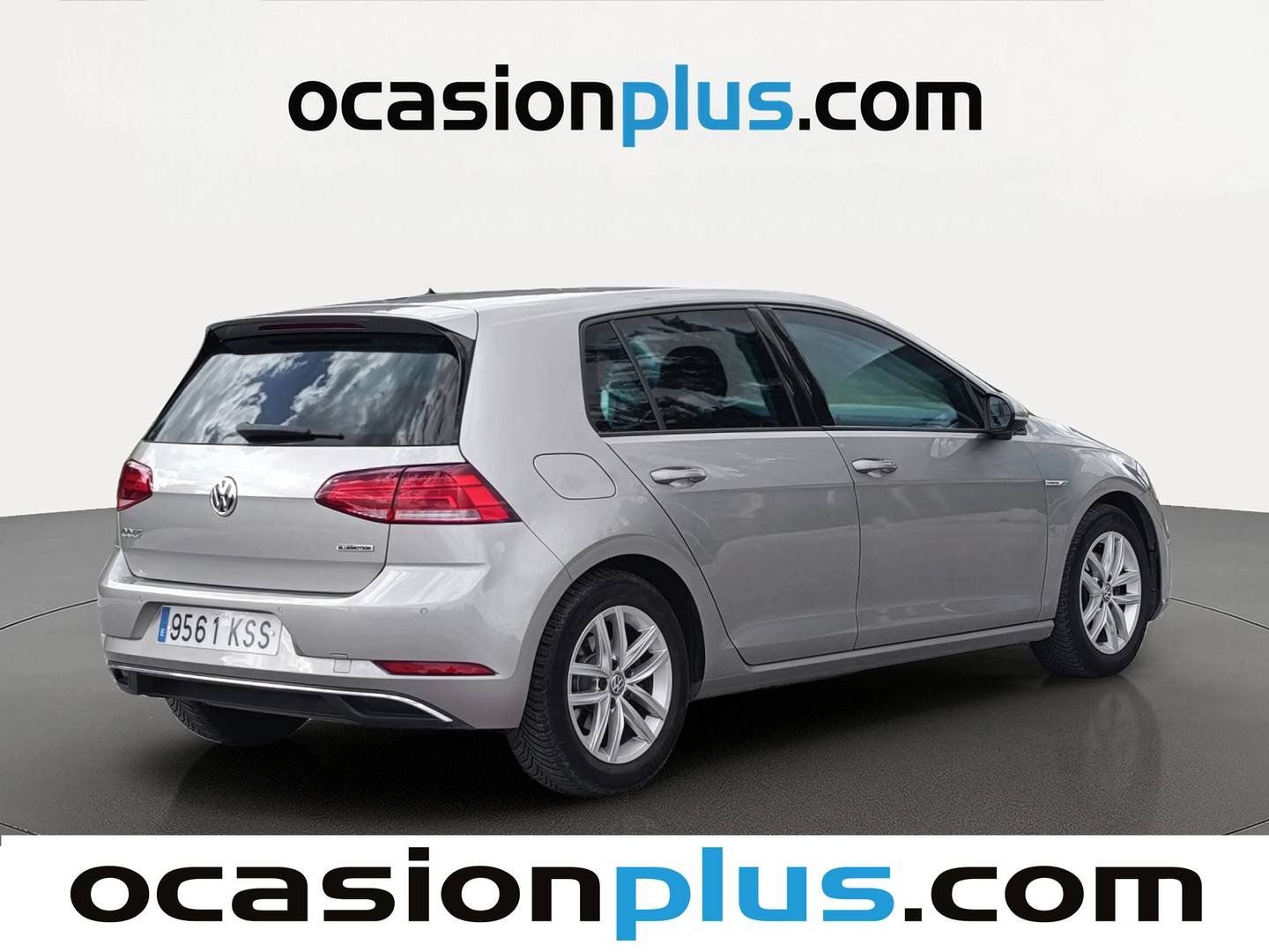 Foto trasera Volkswagen Golf Volkswagen Golf Advance 1.5 TSI Evo BM (130 CV) derecha