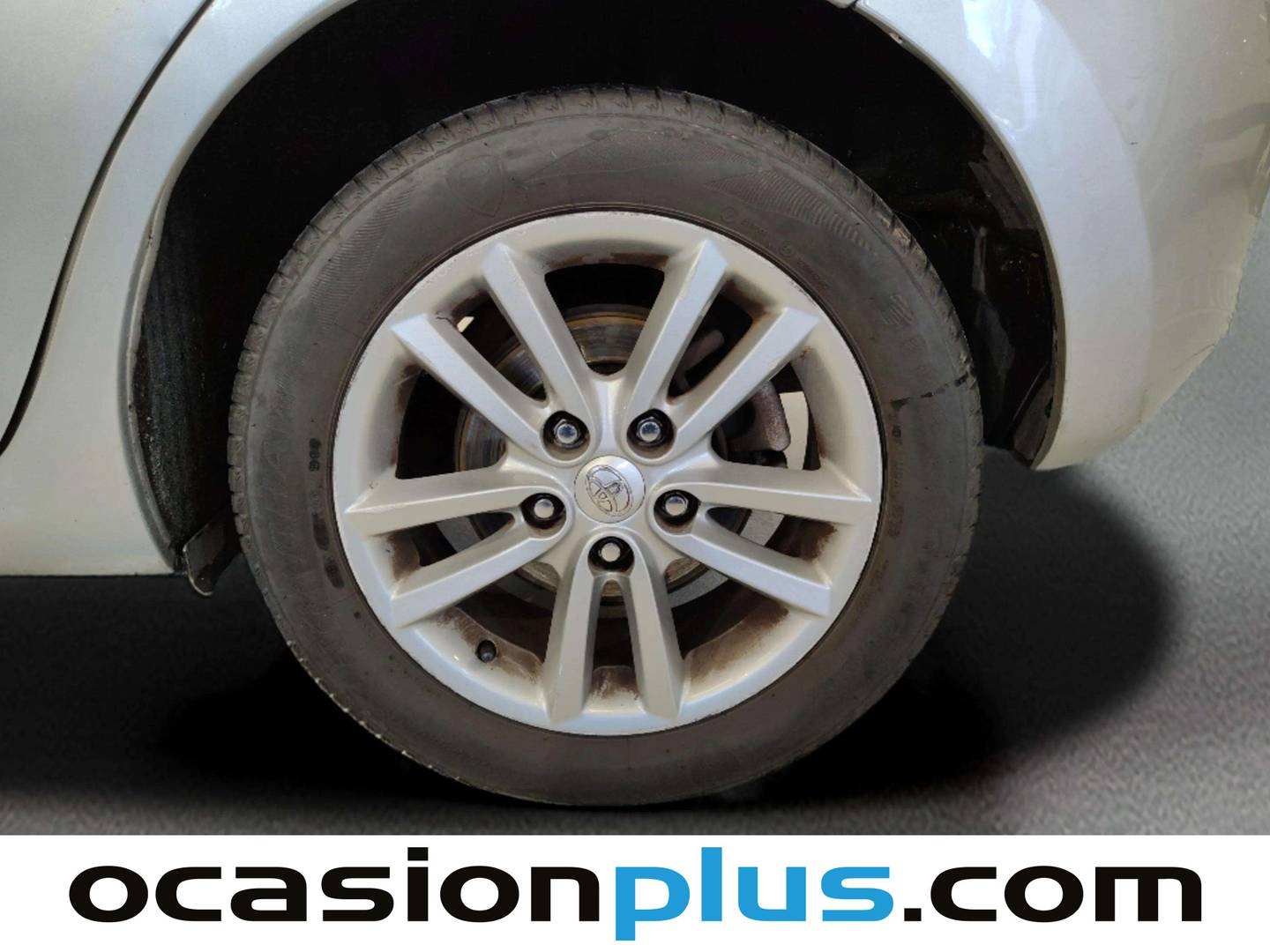 Foto Toyota Auris Toyota Auris 1.4 D-4D Luna Plus M/M (90 CV)