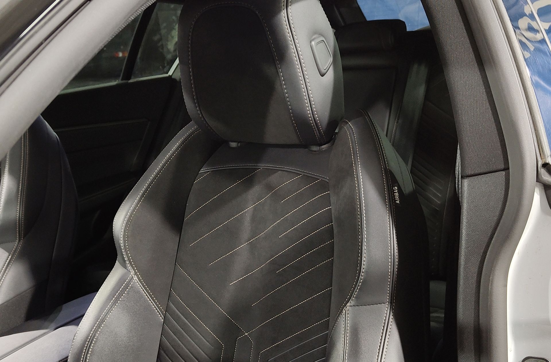 Peugeot 508 SW SW BlueHDi 130 GT EAT8 - foto 7
