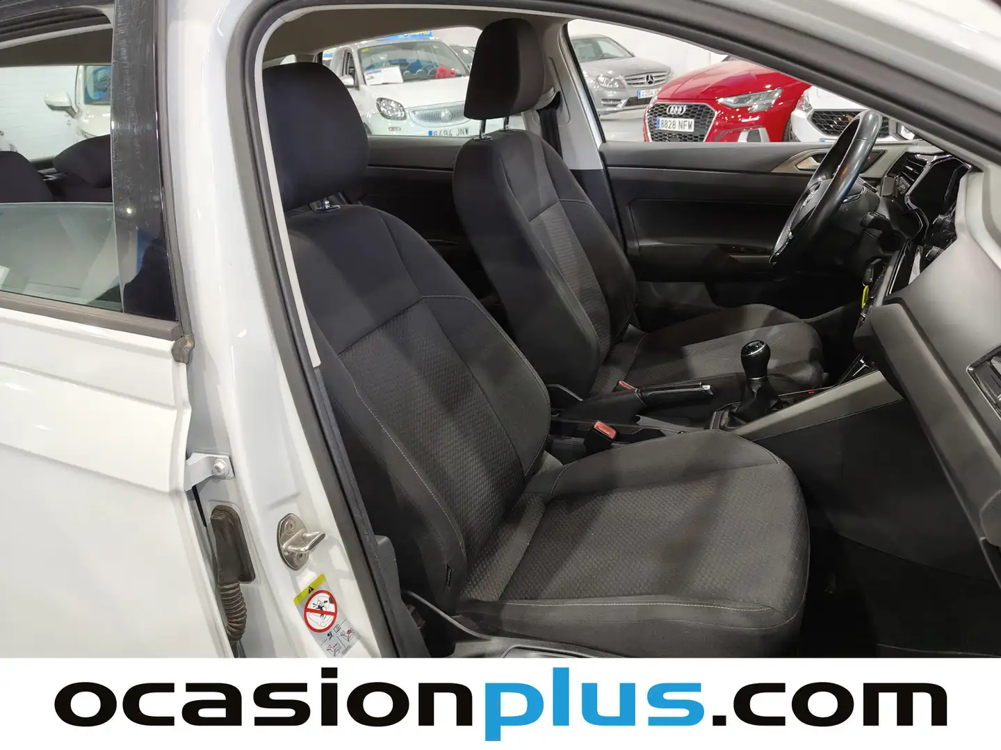 Foto Volkswagen Polo Volkswagen Polo Advance 1.0 TSI (95 CV)