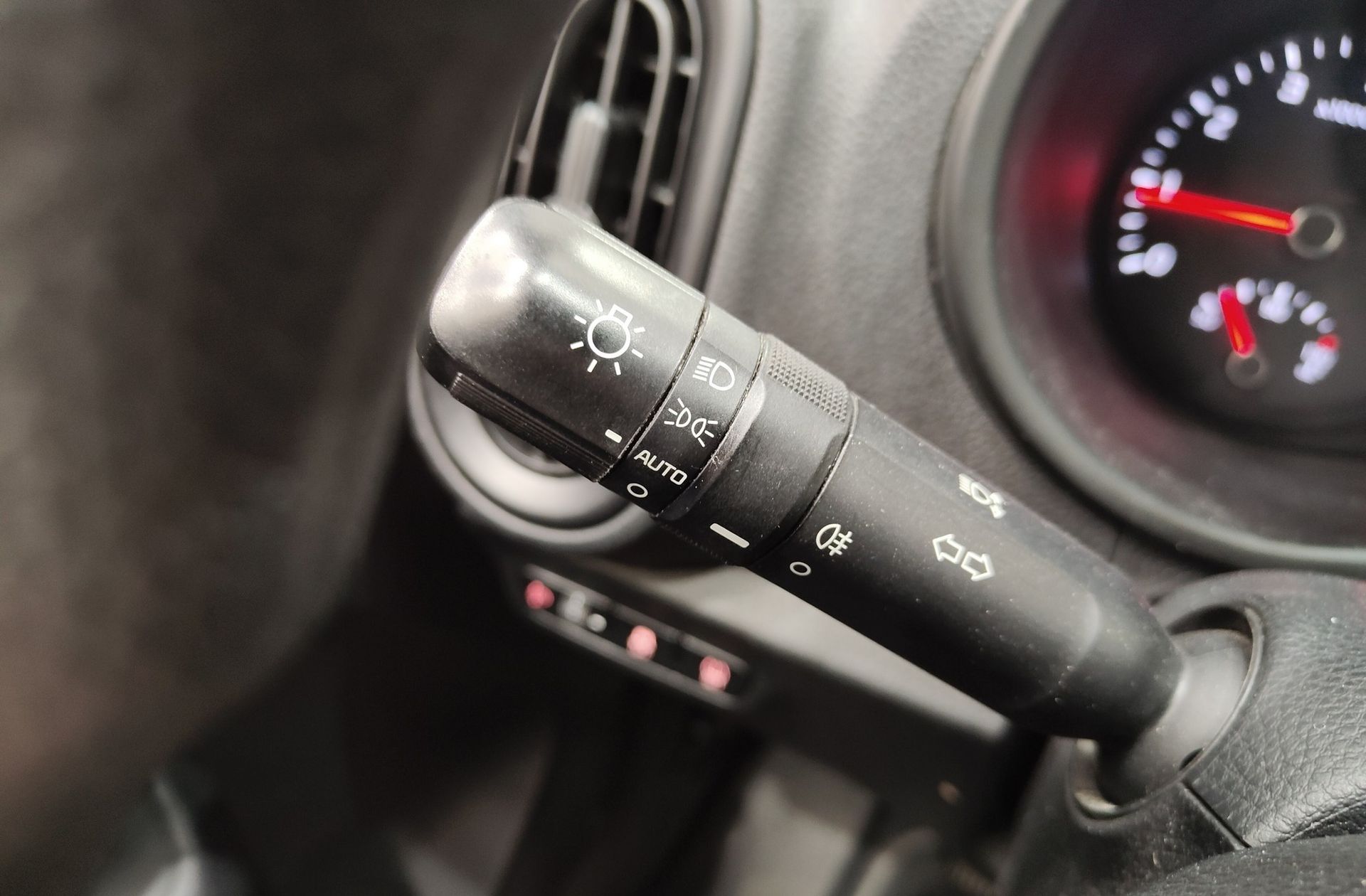 Kia Picanto 1.0 DPi Concept - foto 20