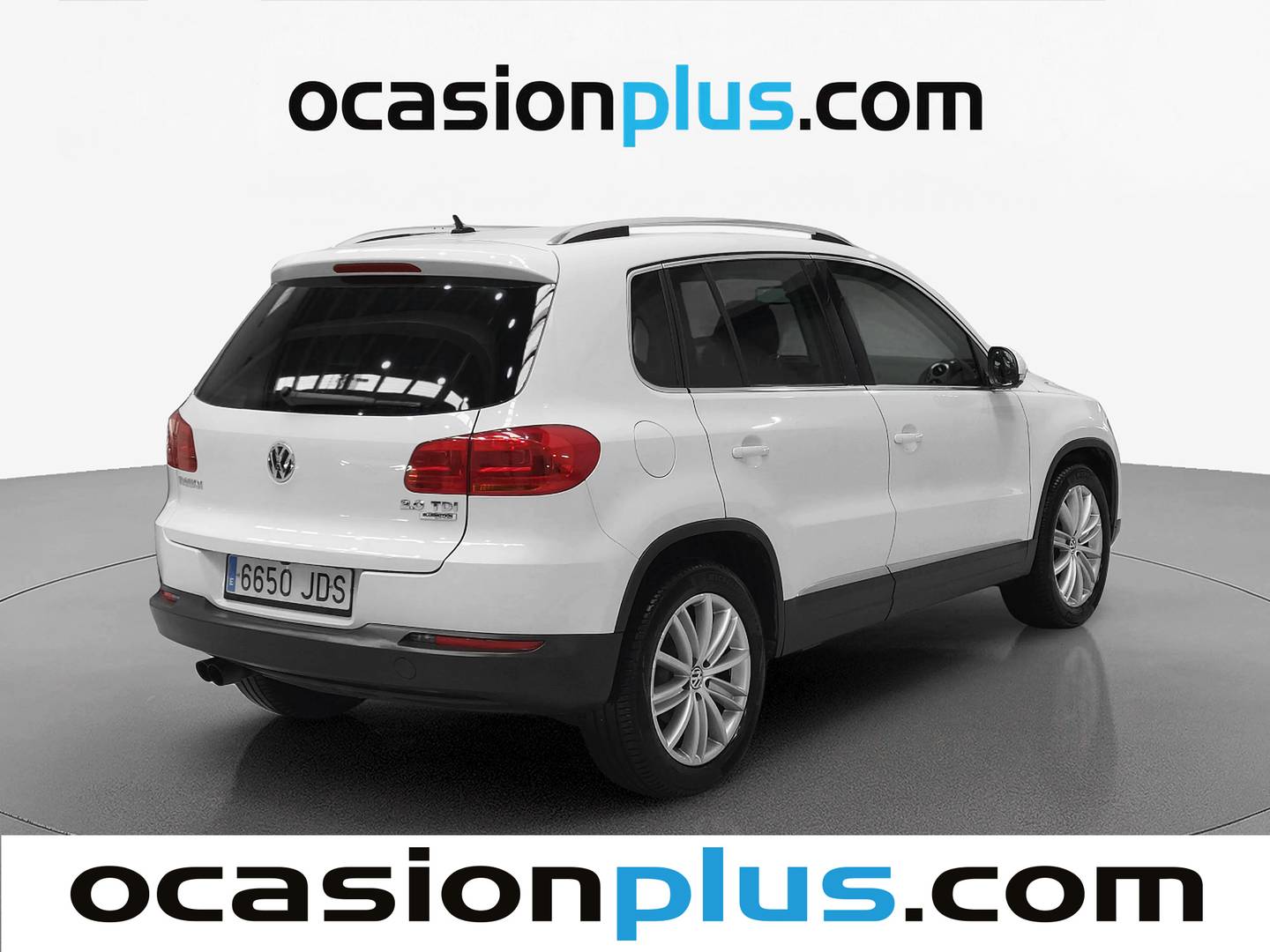 Foto trasera Volkswagen Tiguan Volkswagen Tiguan T1 Sport 2.0 TDI BMT 4x2 (140 CV) izquierda