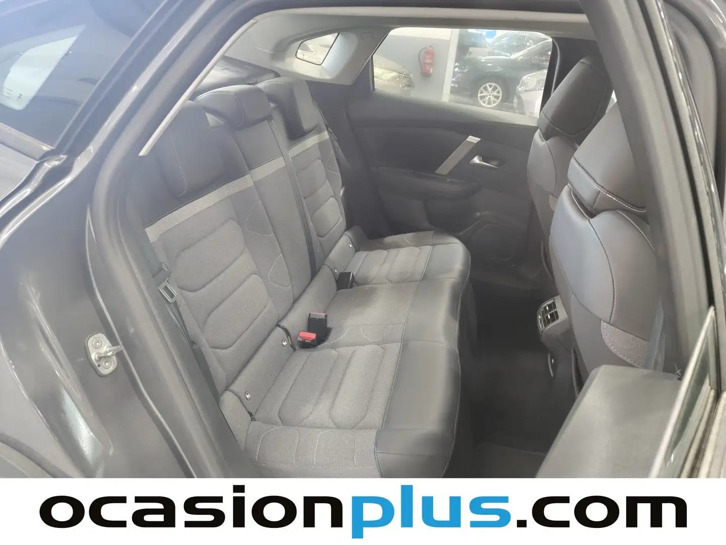 Foto Citroën C4 X Citroen C4 X PureTech 130 S&S Plus EAT8 (131 CV)