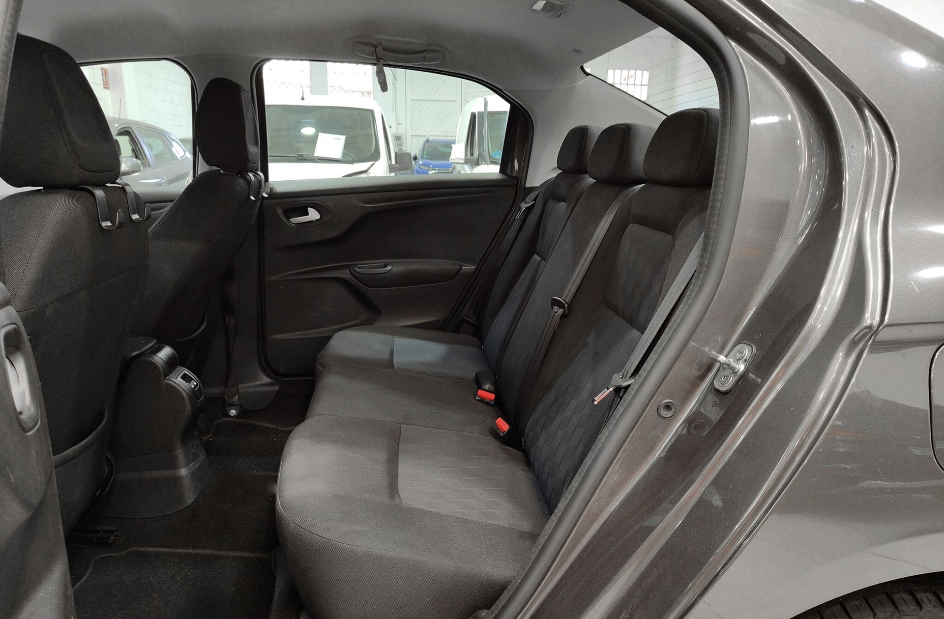 Citroën C-Elysée PureTech 82 Shine - foto 12
