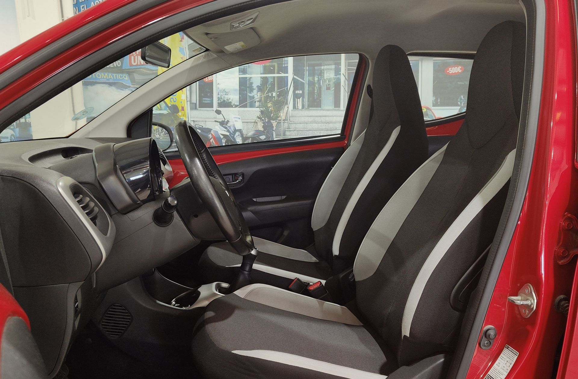 Toyota Aygo 70 x-play business - foto 9