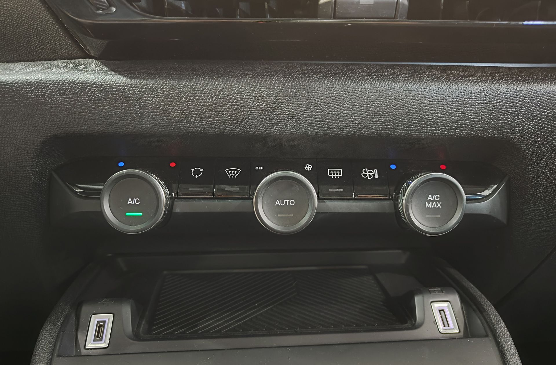 Citroën C4 PureTech 130 Plus - foto 28
