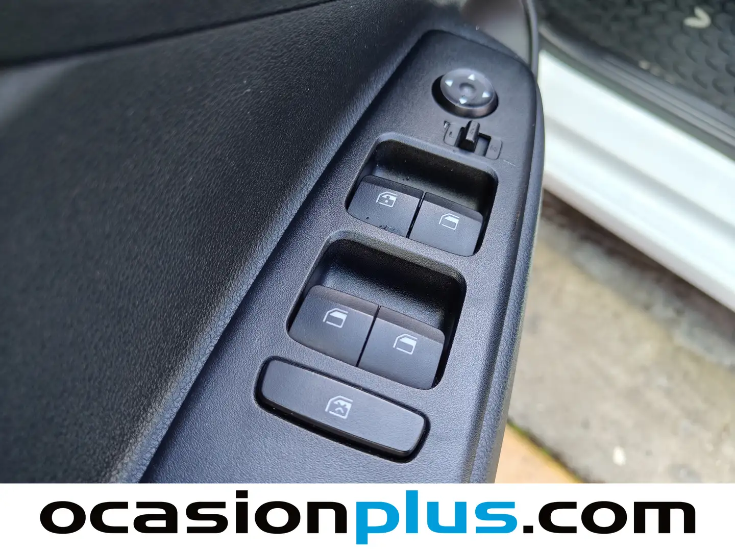 Foto Hyundai i10 Hyundai i10 1.2 Tecno AT (84 CV)