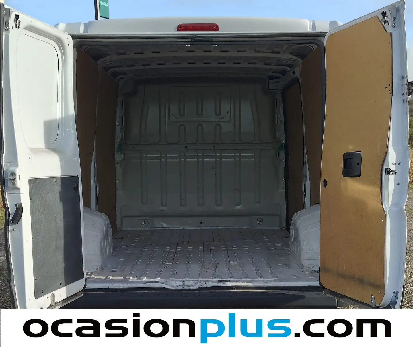 Foto Fiat Ducato Fiat Ducato 3.0 Natural Power 35 Medio (136 CV)