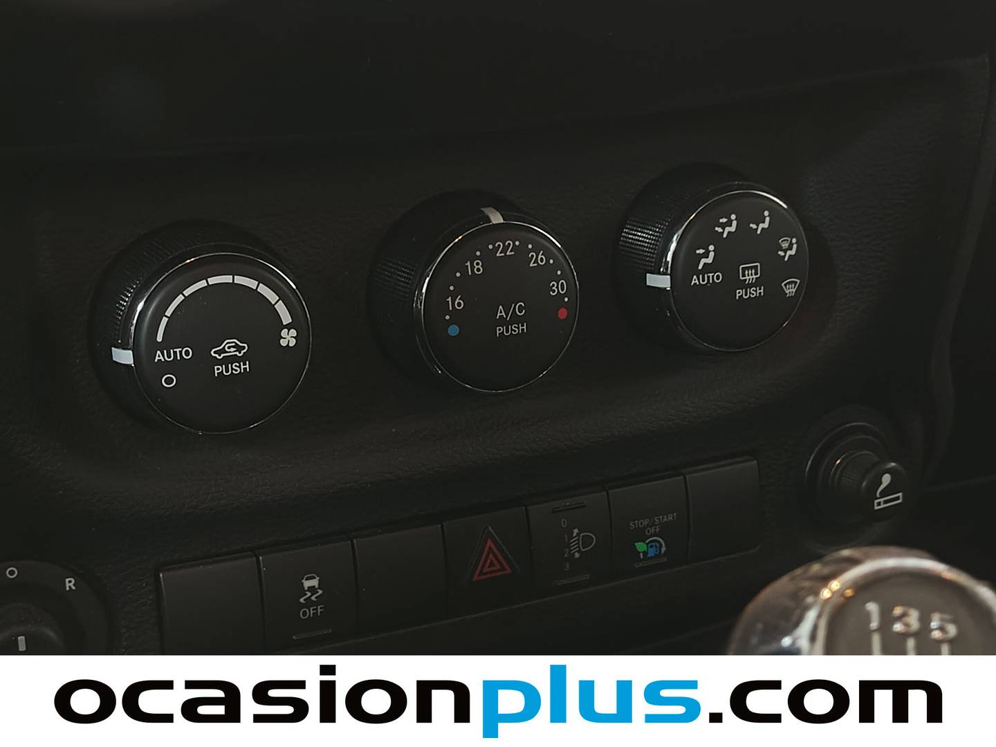 Equipamiento del Jeep Wrangler Jeep Wrangler 2.8 CRD Sahara (200 CV)