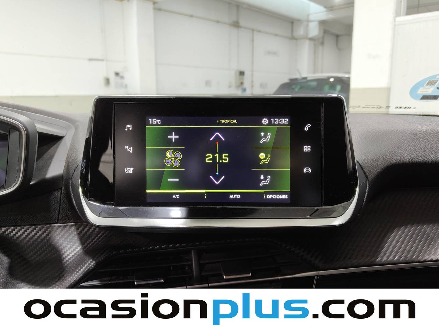 Foto Peugeot 2008 Peugeot 2008 PureTech 130 S&S Allure Pack (130 CV)