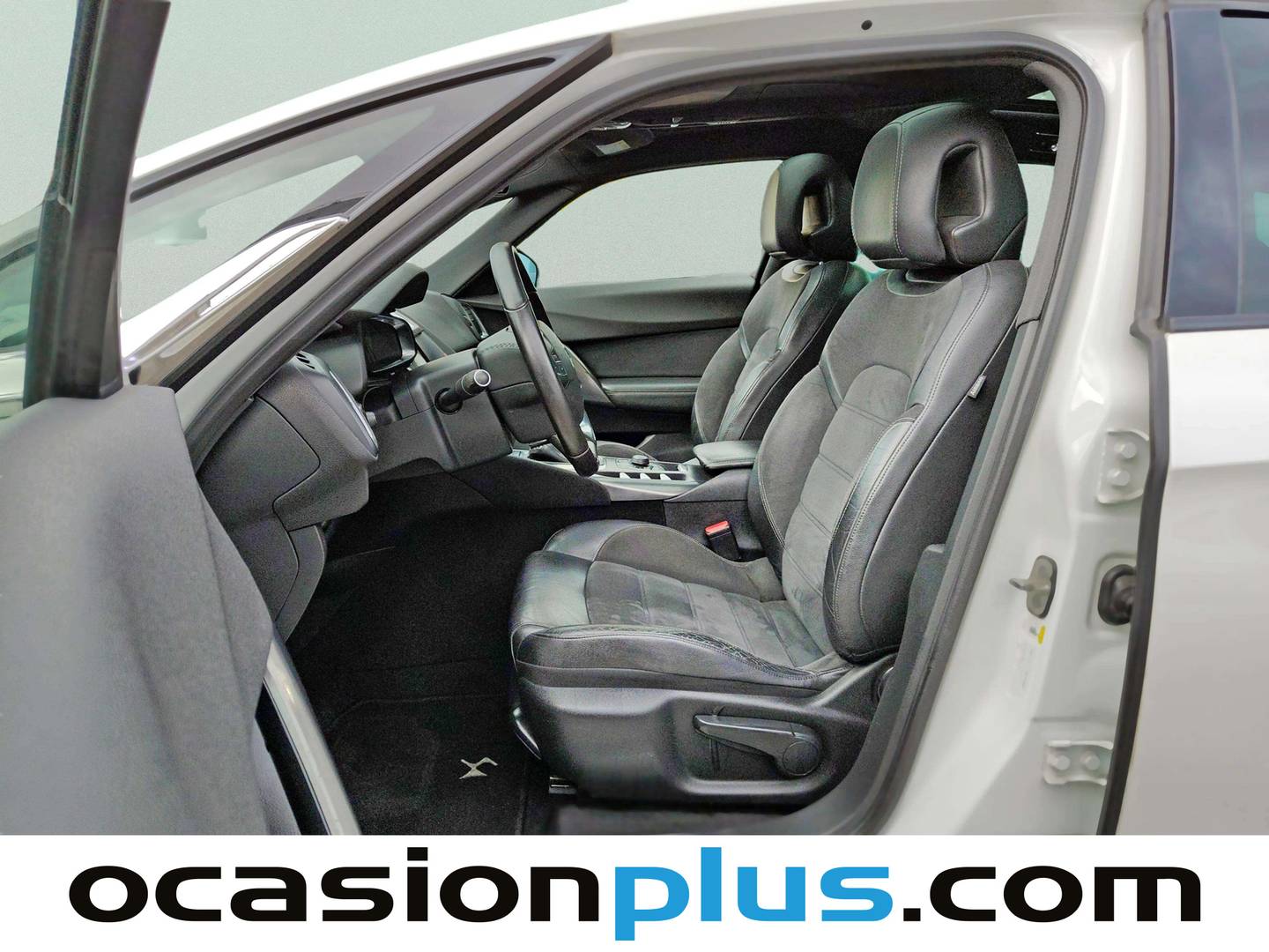 Foto asientos delanteros Citroën DS5 Citroën DS5 BlueHDi Style Auto (181 CV)