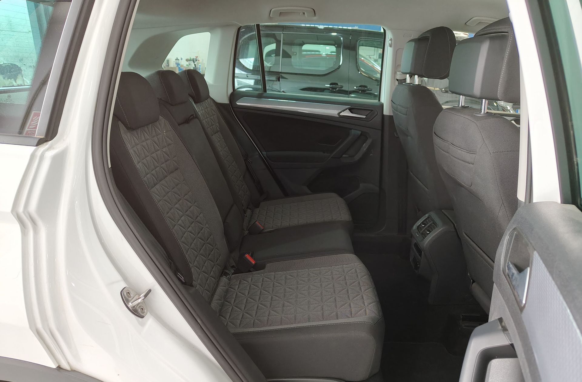 Volkswagen Tiguan Life 2.0 TDI DSG - foto 19