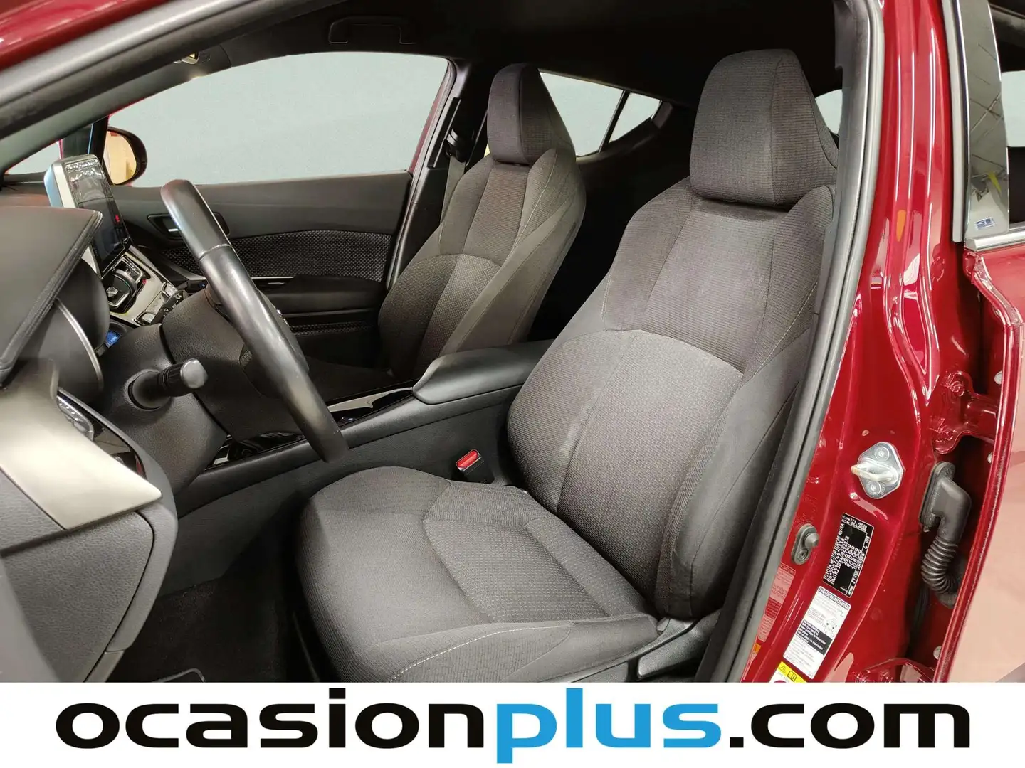 Foto Toyota C-HR Toyota C-HR 1.8 125H Advance  (122 CV)