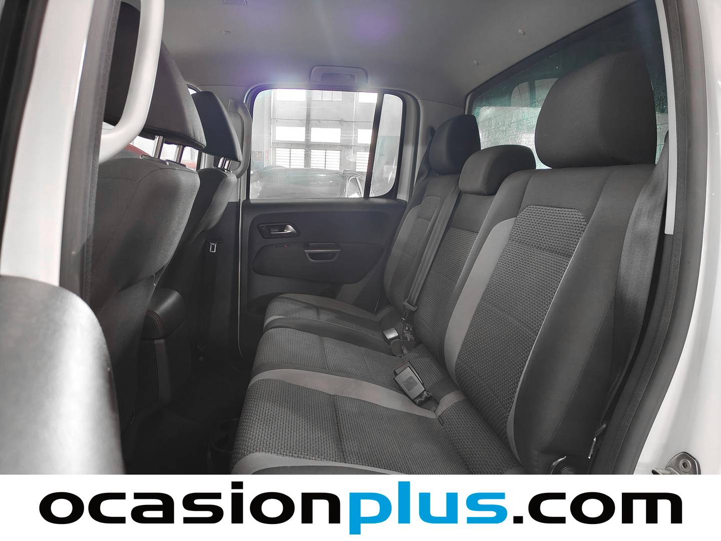 Foto asientos traseros Volkswagen Amarok Volkswagen Amarok Conect 3.0 TDI CD 4MO BMT (163 CV)