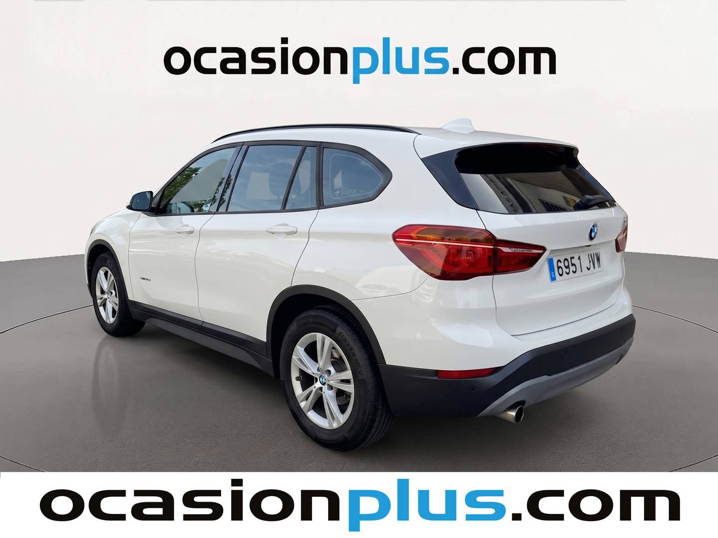 Foto trasera BMW X1 BMW X1 sDrive18d (150 CV) izquierda
