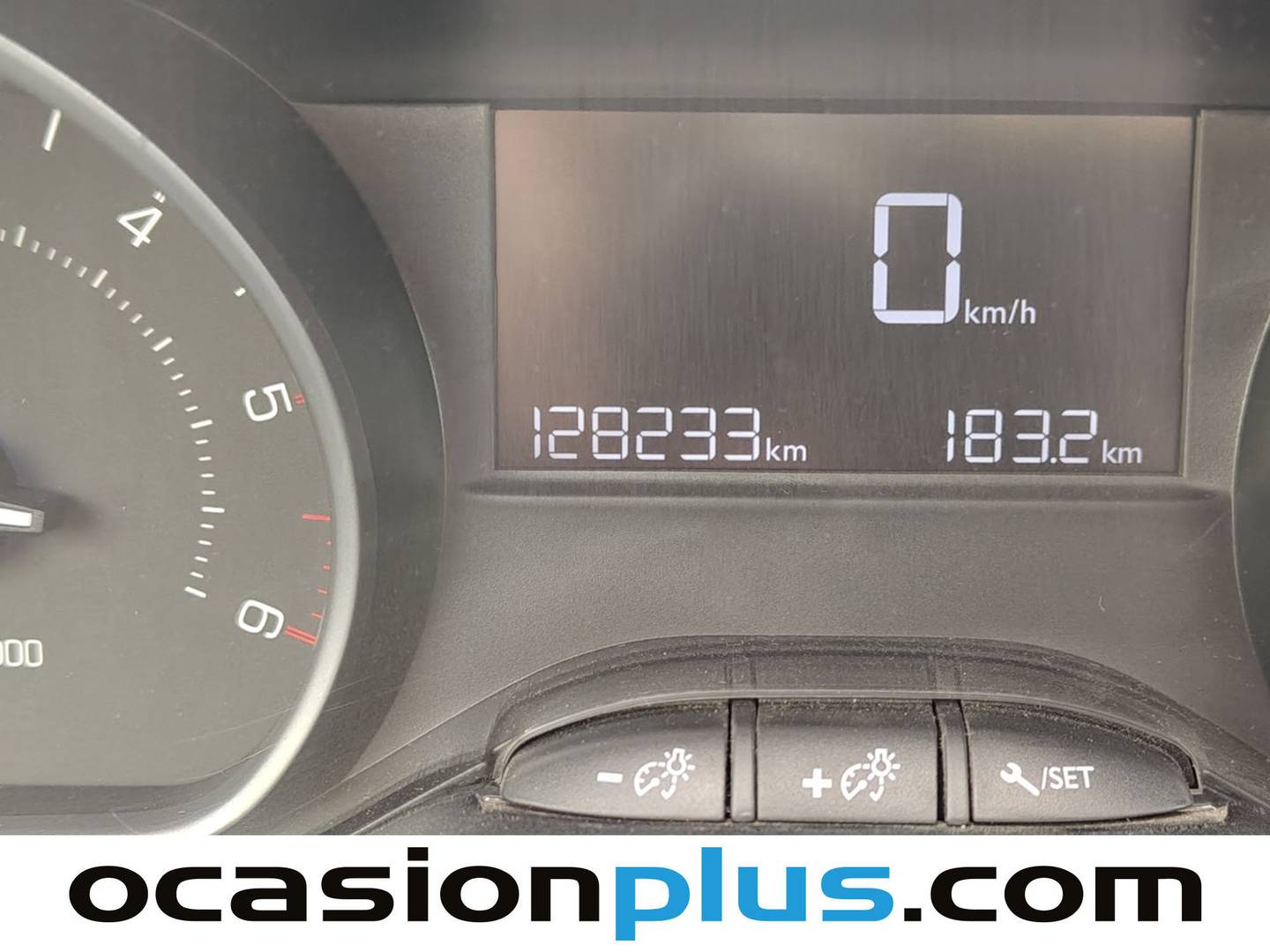 Peugeot 208 Peugeot 208 Style BlueHDi (75 CV) seminuevo