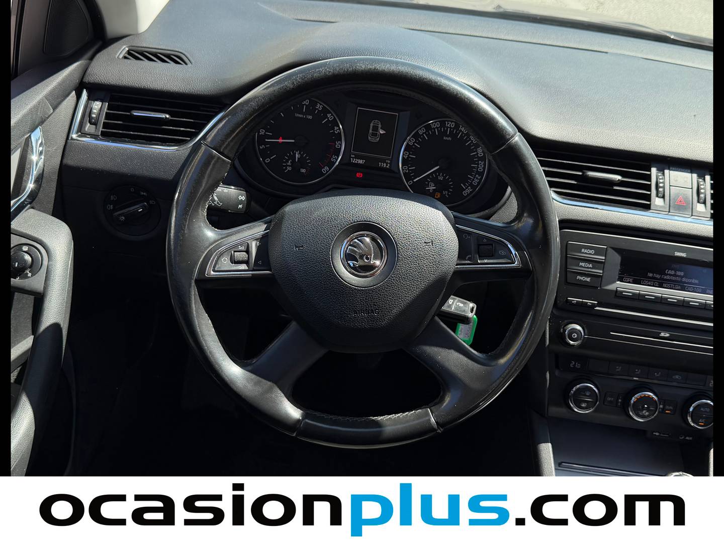 Extras y acabados del Skoda Octavia Skoda Octavia 1.6 TDI CR Ambition (105 CV)