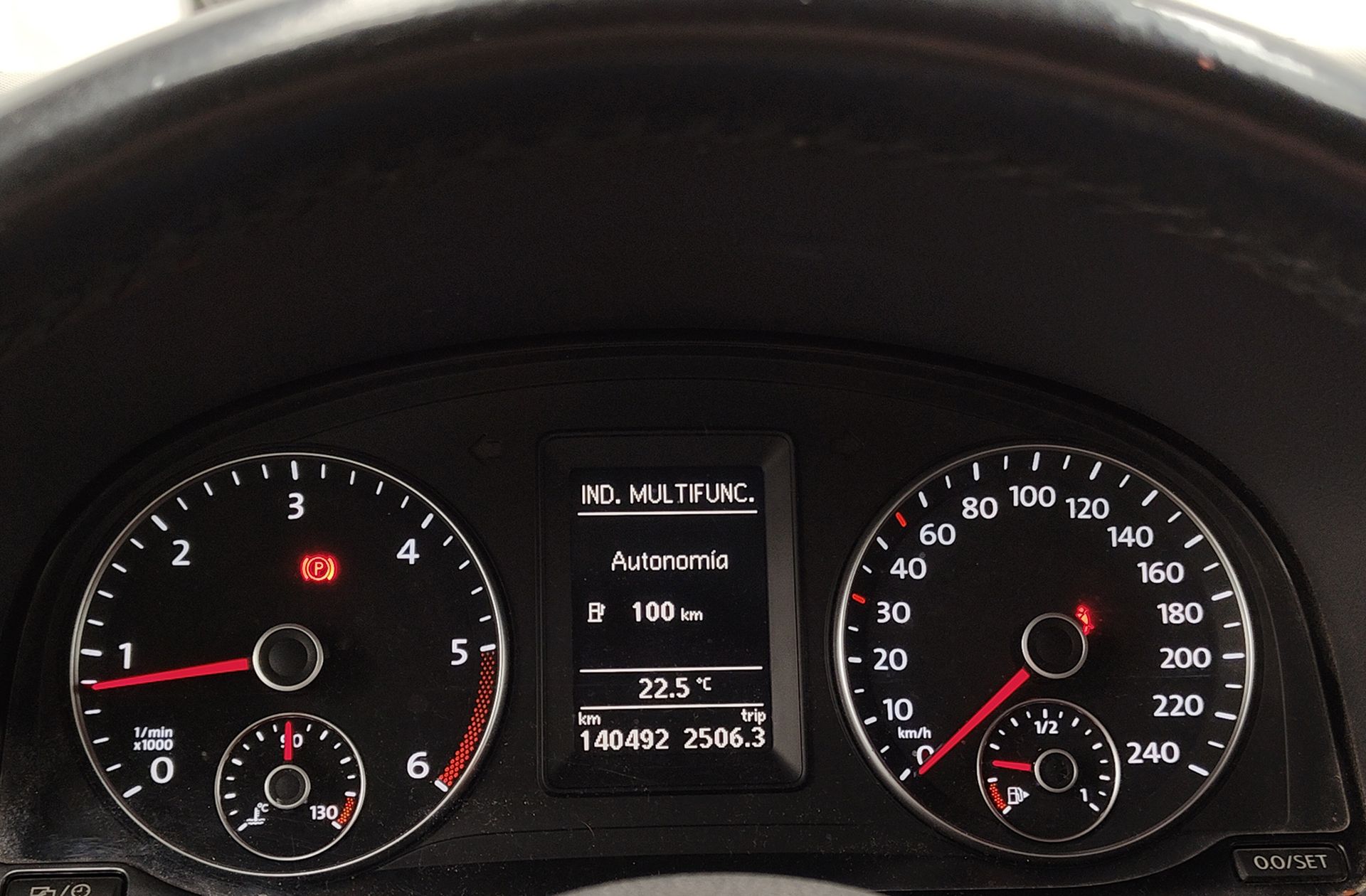 Volkswagen Touran Edition 1.6 TDI 7 plazas - foto 24