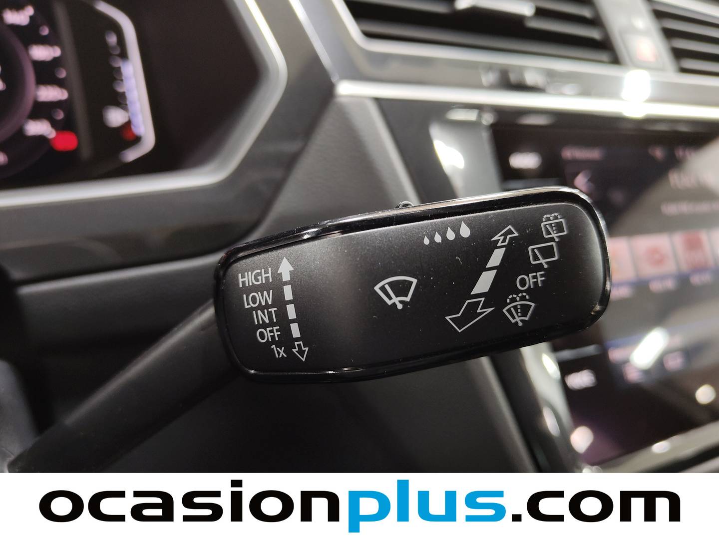 Volkswagen Tiguan Volkswagen Tiguan Sport 2.0 TDI (150 CV) DSG Pack R-line 150cv