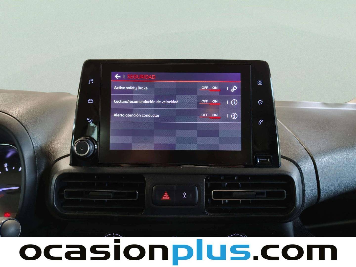 Citroën Berlingo Citroën Berlingo Combi PureTech 110 S&S Talla M Feel (110 CV) seminuevo