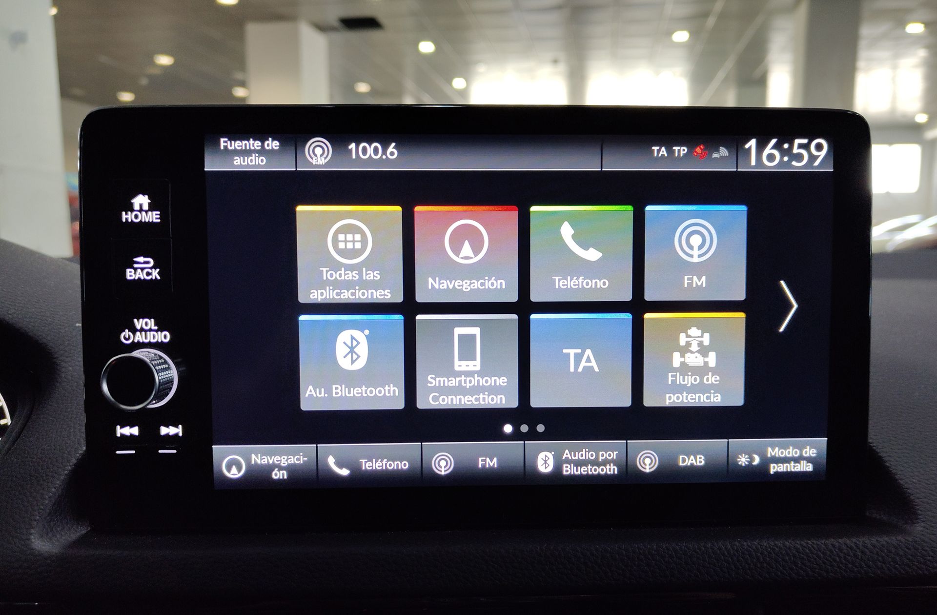 Honda Civic 2.0 i-MMD Elegance CVT - foto 8