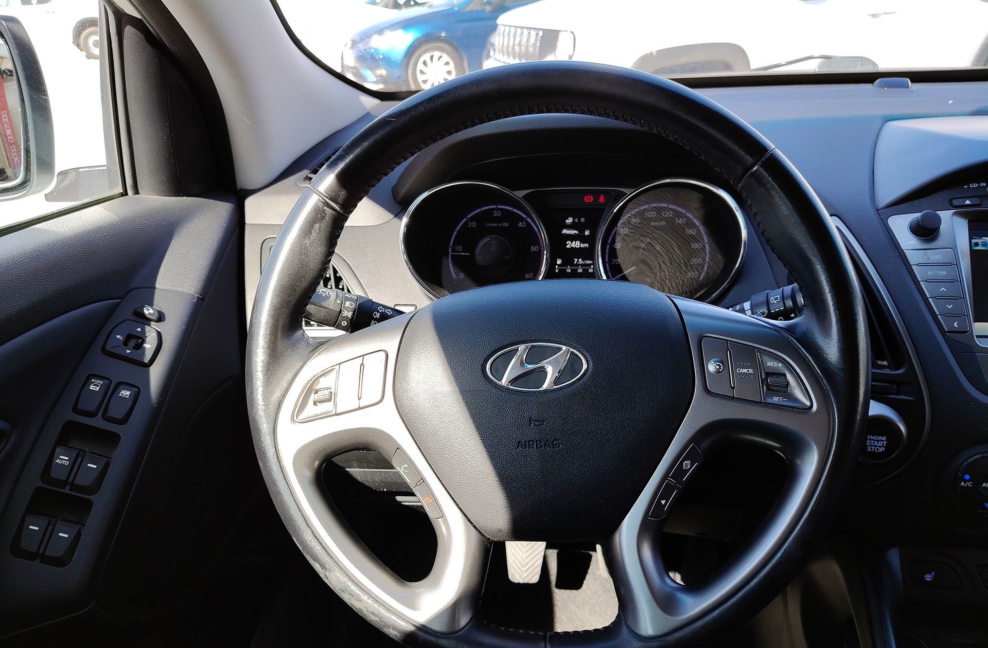 Hyundai ix35 2.0 CRDi Style 4x4 - foto 24
