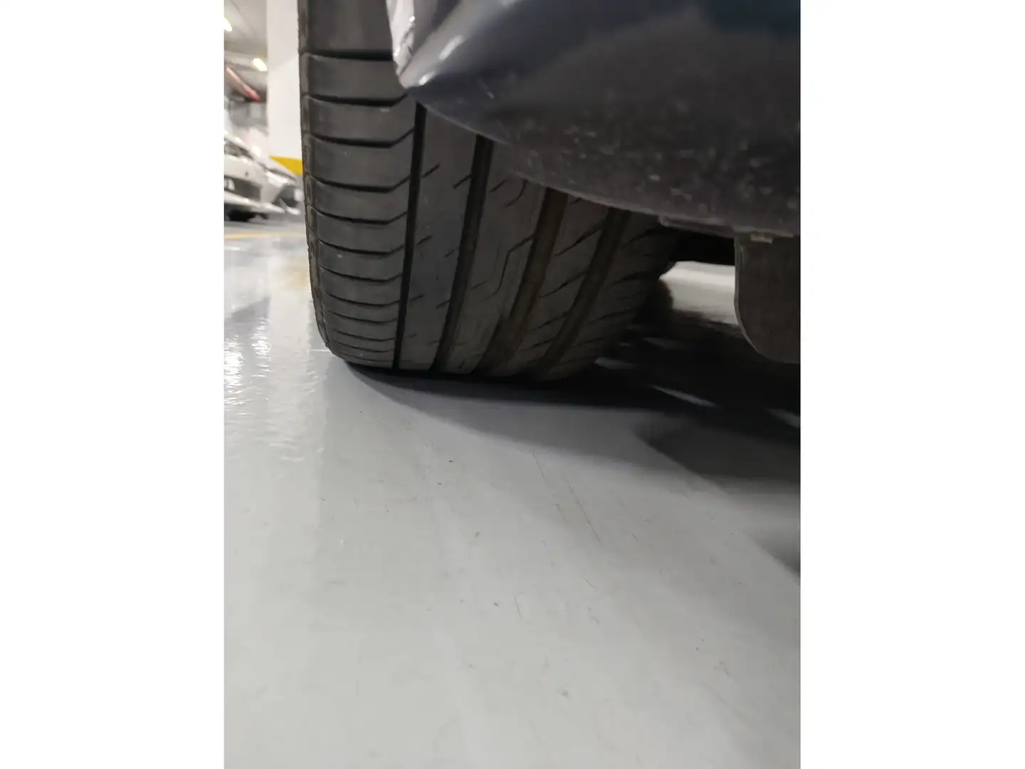 Foto BMW Serie 3 BMW Serie 3 318d Touring  (143 CV)