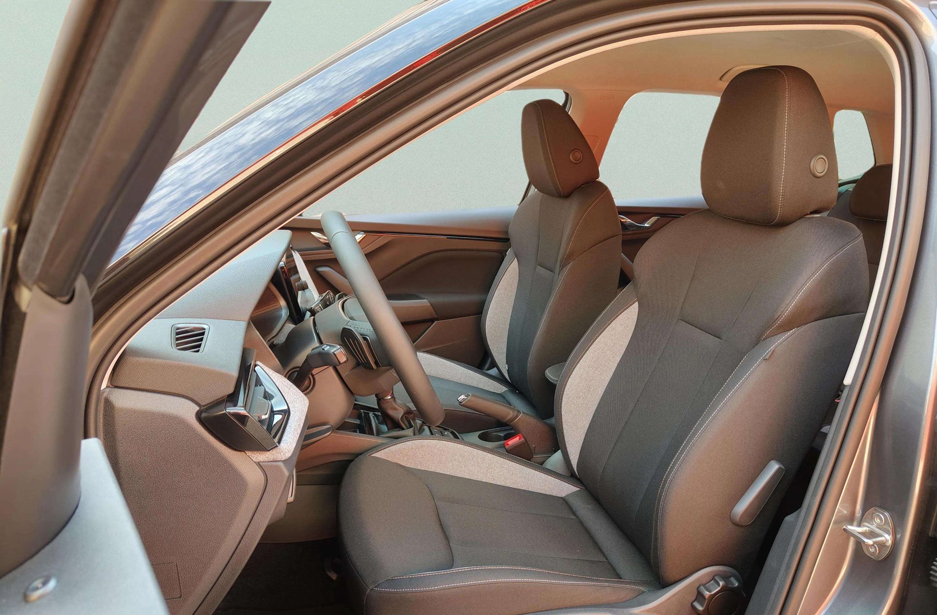 Škoda Kamiq 1.0 TSI Selection DSG - foto 11