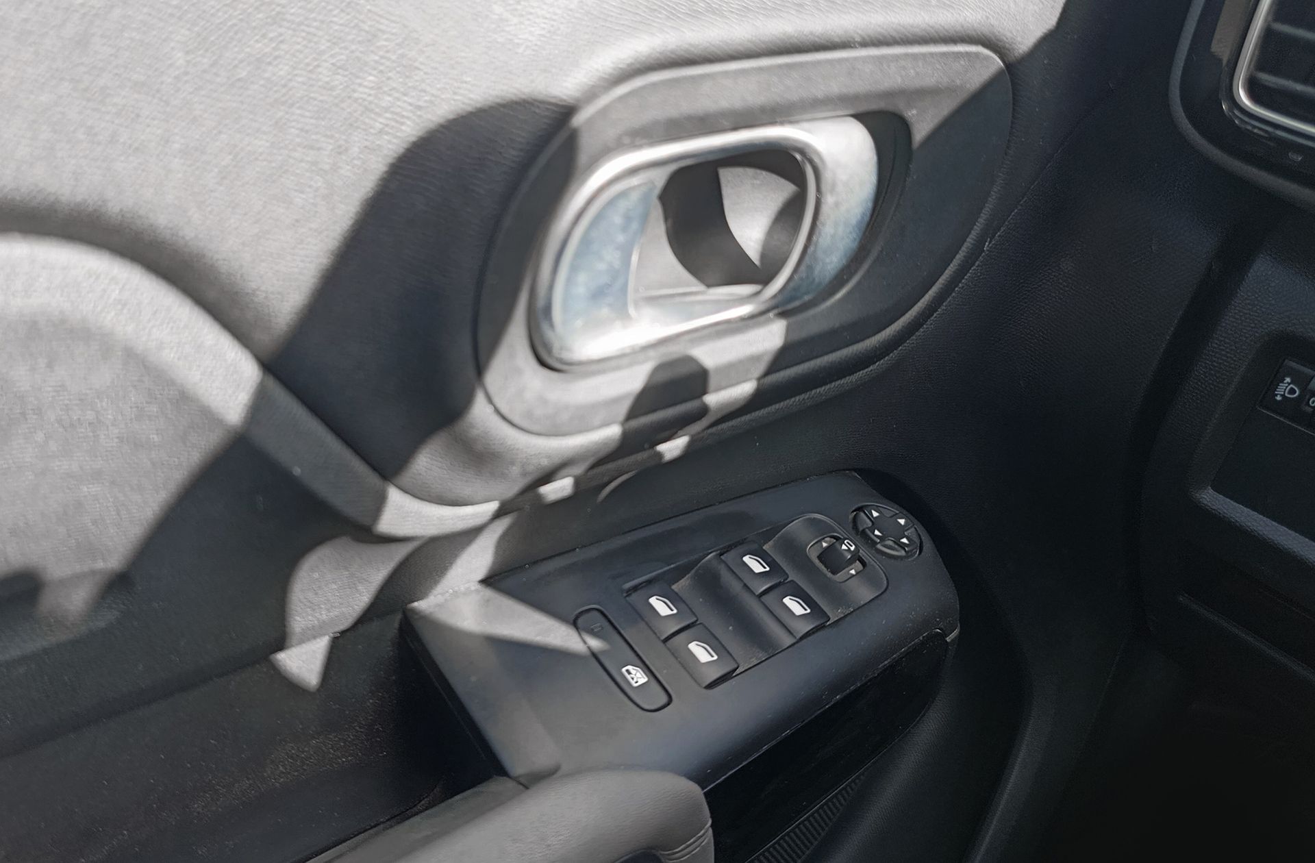 Citroën C5 Aircross BlueHDi 130 Feel EAT8 - foto 38