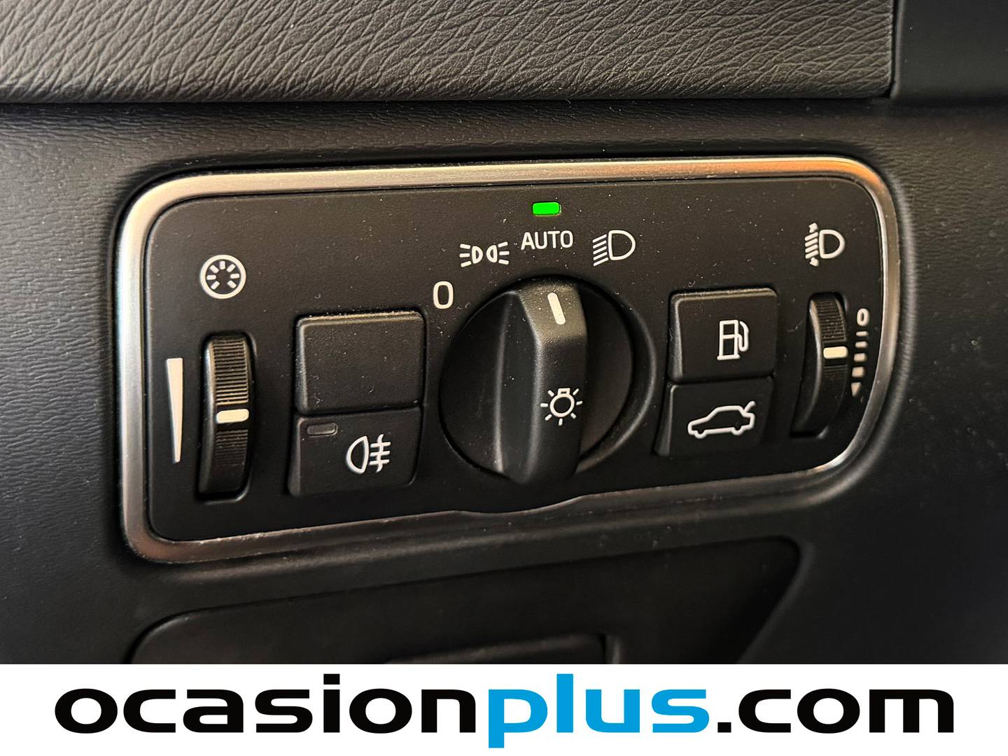 Equipamiento del Volvo S60 Volvo S60 D2 Momentum (120 CV)