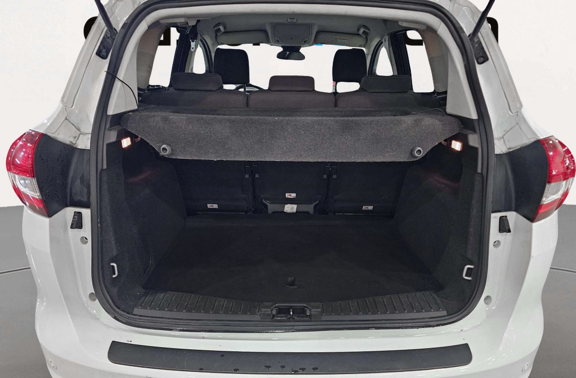 Ford C-Max 1.0 EcoBoost Titanium - foto 15