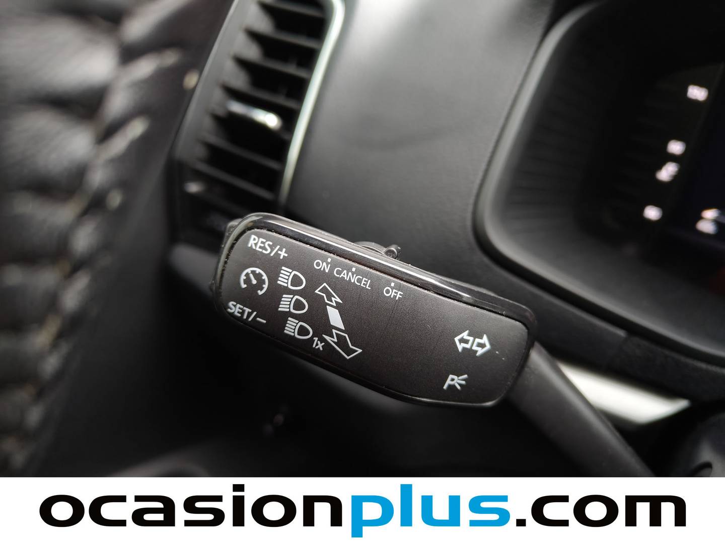 Foto Skoda Karoq Skoda Karoq 1.5 TSI ACT Ambition (150 CV)