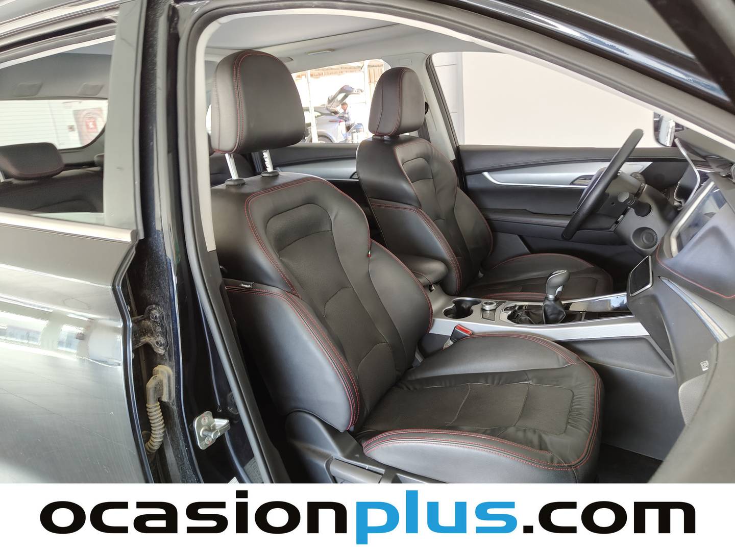 SWM G01 SWM G01 1.5T Luxury (131 CV) manual