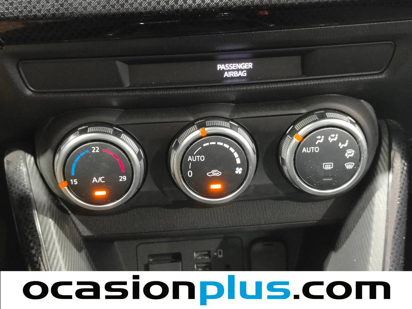 Paquetes del Mazda Mazda2 Mazda Mazda 2 1.5 GE Black Tech Edition (90 CV)