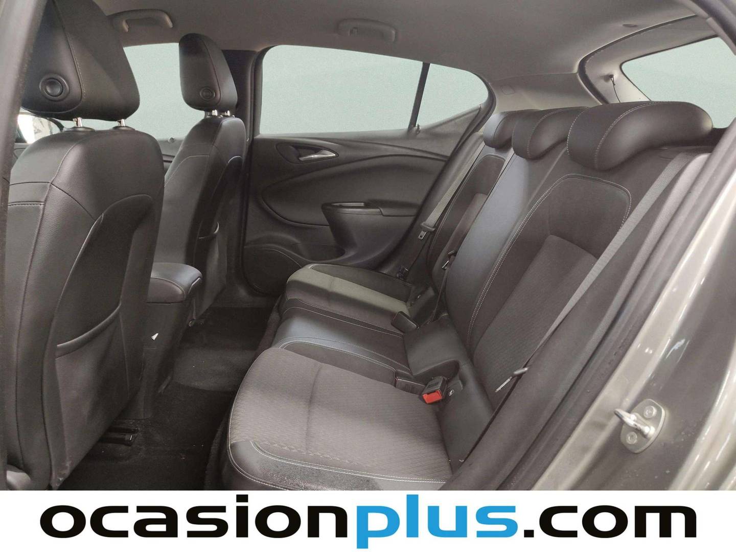 Foto asientos traseros Opel Astra Opel Astra 1.6 CDTi S&S Excellence (136 CV)