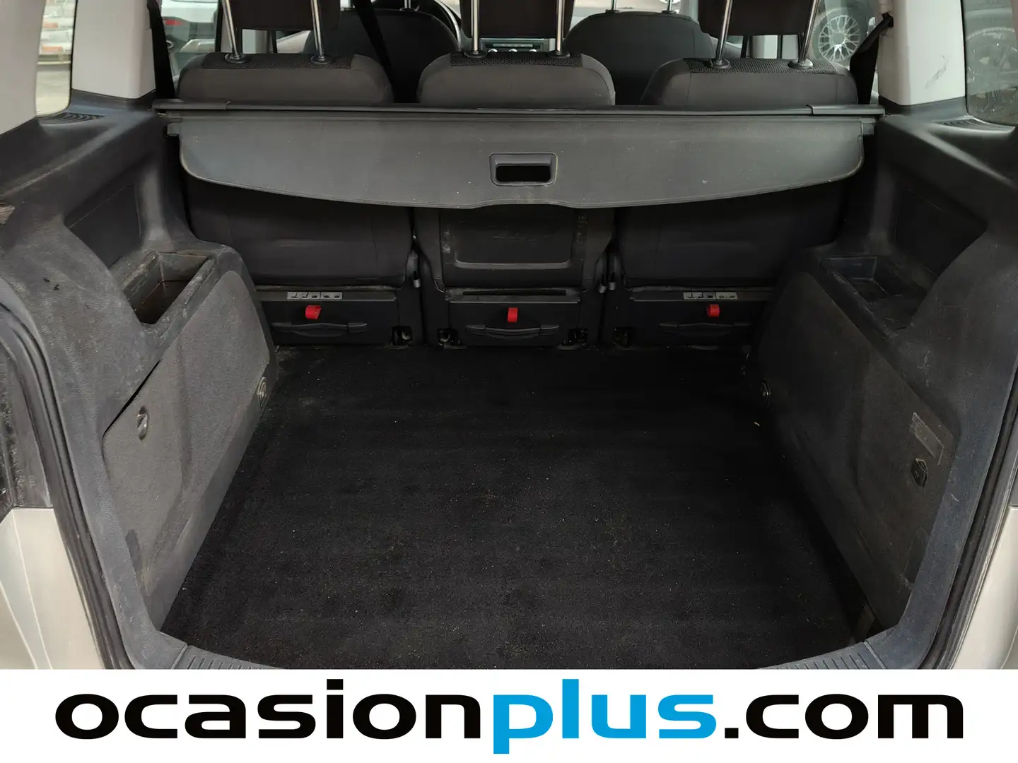 Foto Volkswagen Touran Volkswagen Touran Edition 1.6 TDI BMT (105 CV)