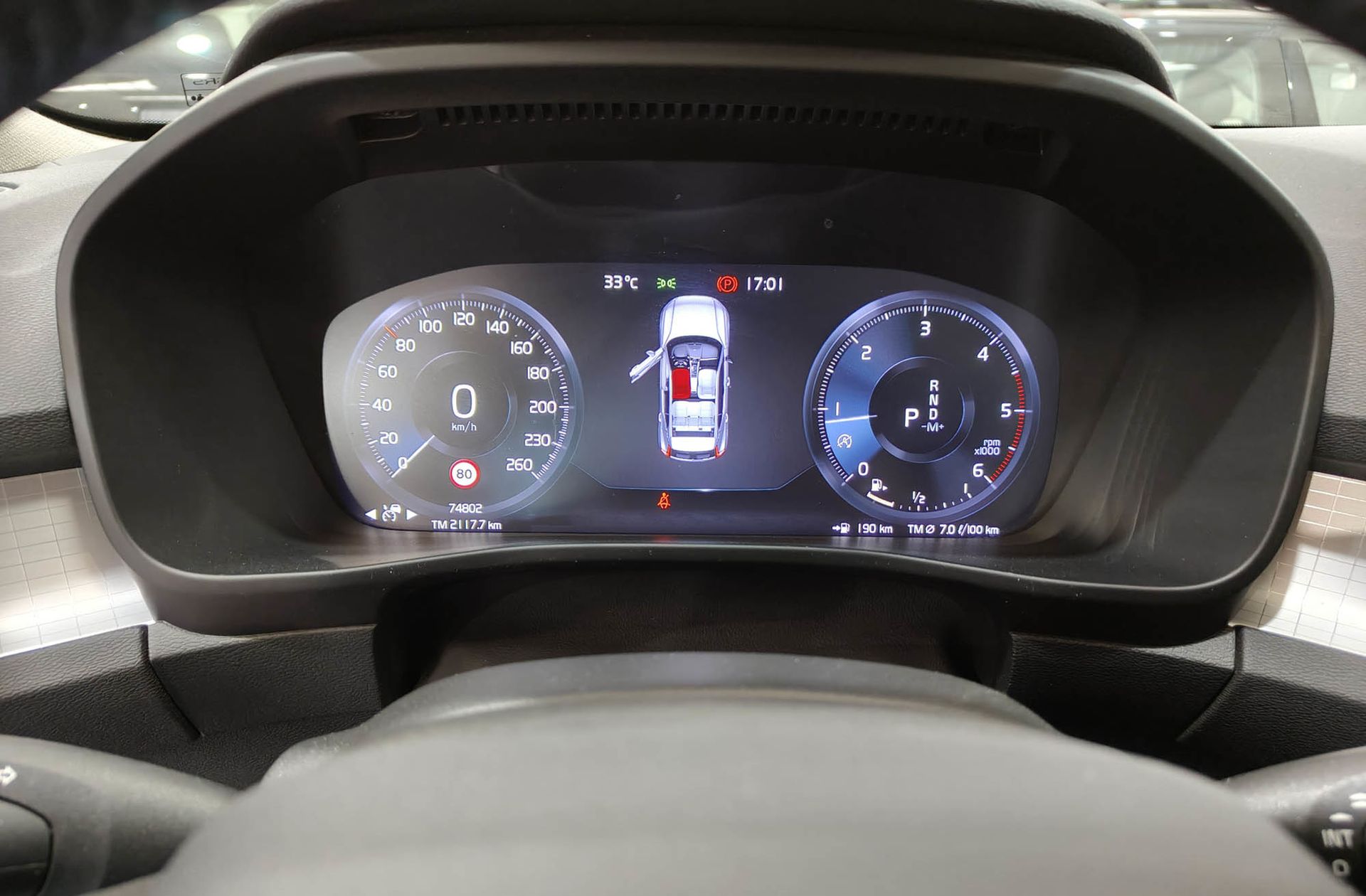Volvo XC40 D3 Business Plus - foto 26