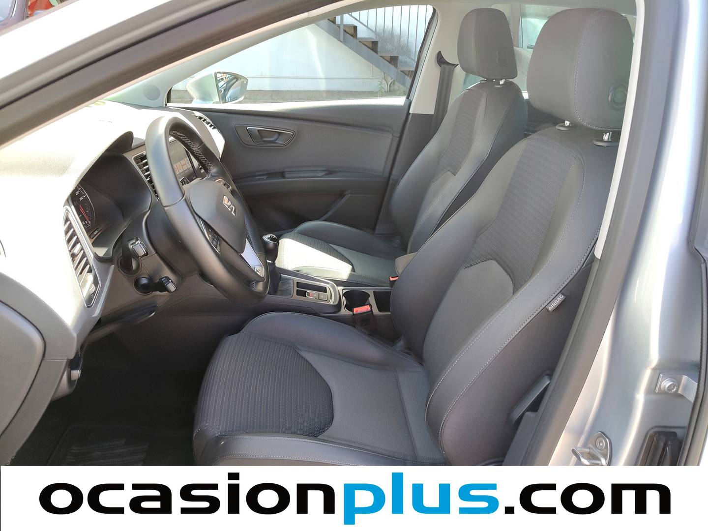 Foto asientos delanteros Seat León Seat León 1.5 TSI S&S Xcellence (150 CV)