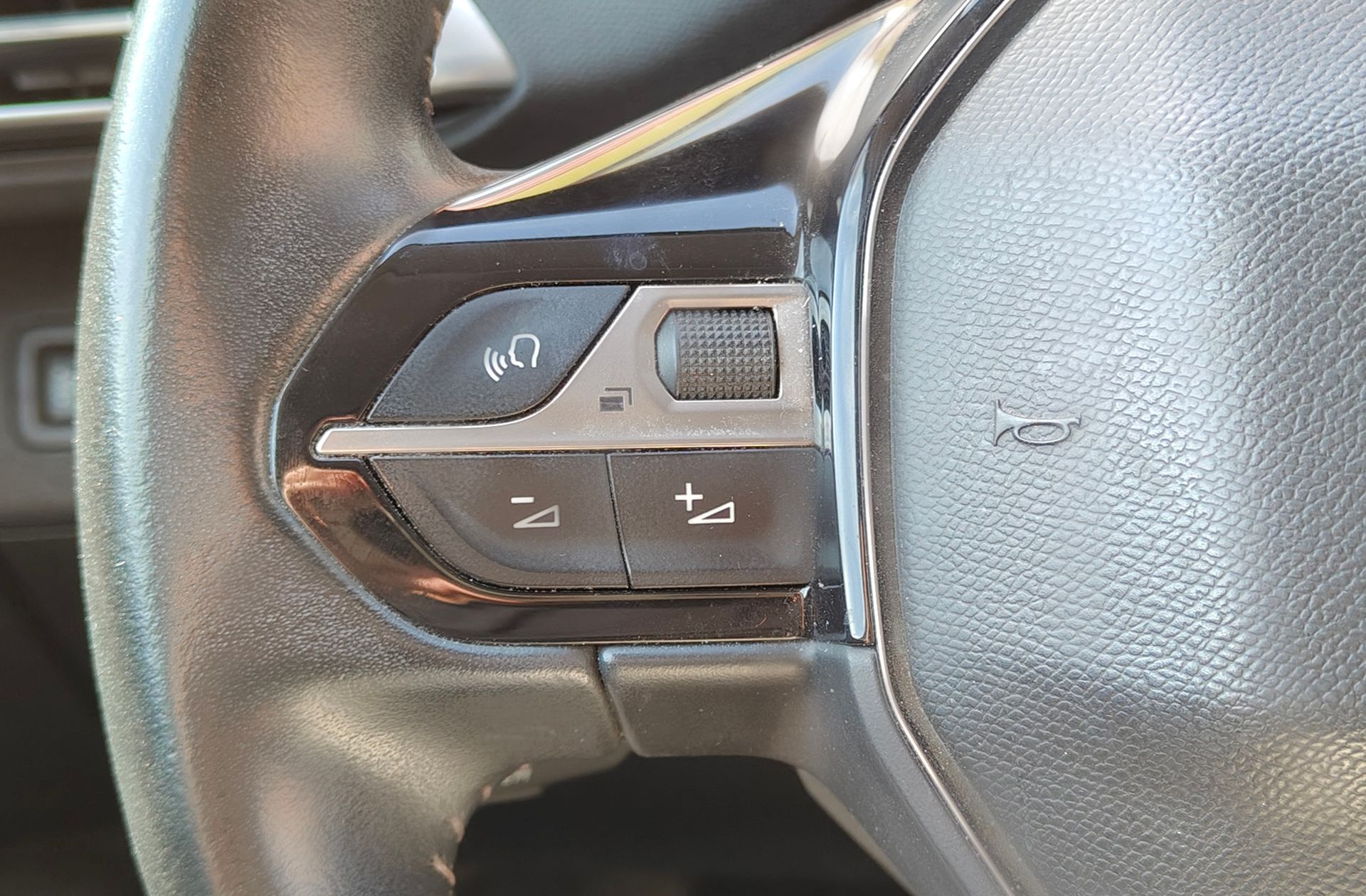 Peugeot 5008 PureTech 130 Style 7 plazas - foto 28
