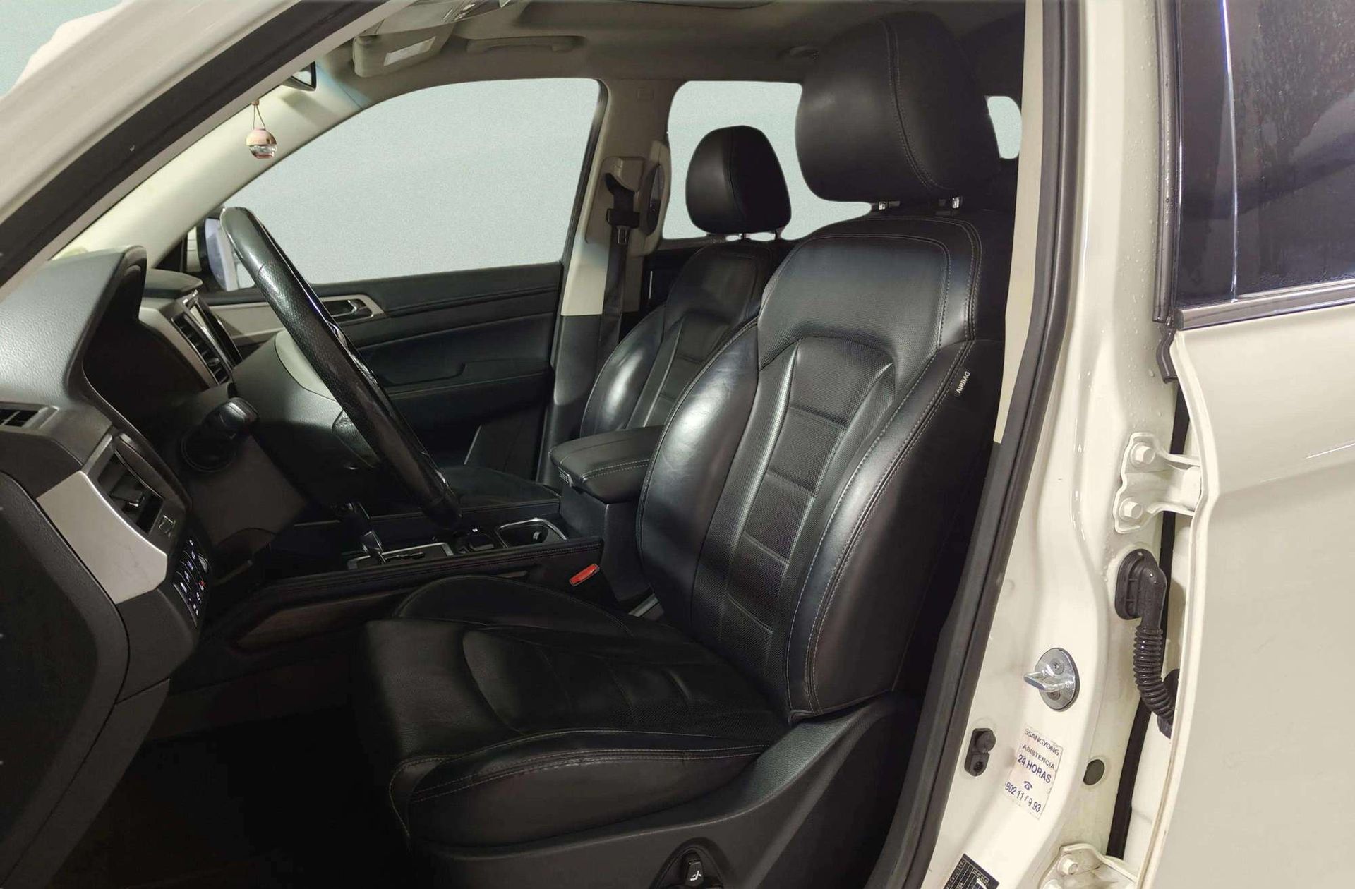 SsangYong Rexton D22DTR 4x2 Limited 7 plazas - foto 15